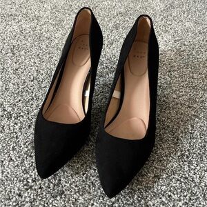 Black Women's Pumps